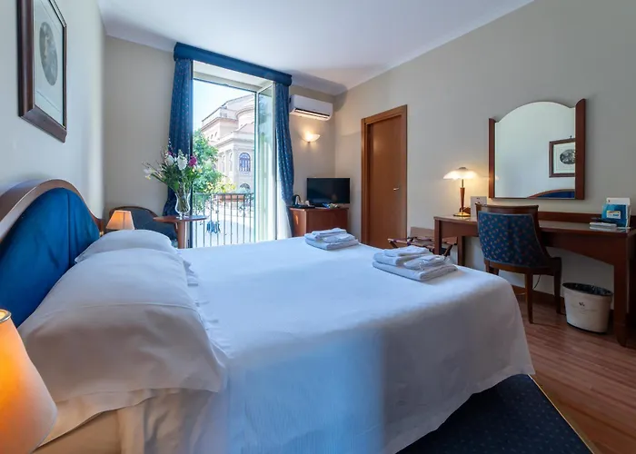Massimo Plaza Hotel